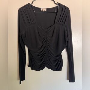 Elegant black long sleeve crop top